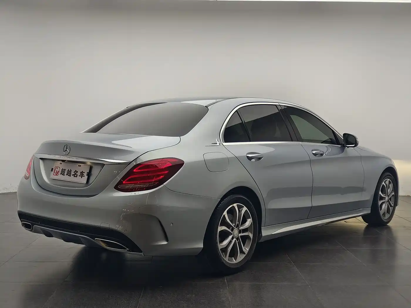 Mercedes-Benz C-Class 2017 C 180 L Sport фото 14