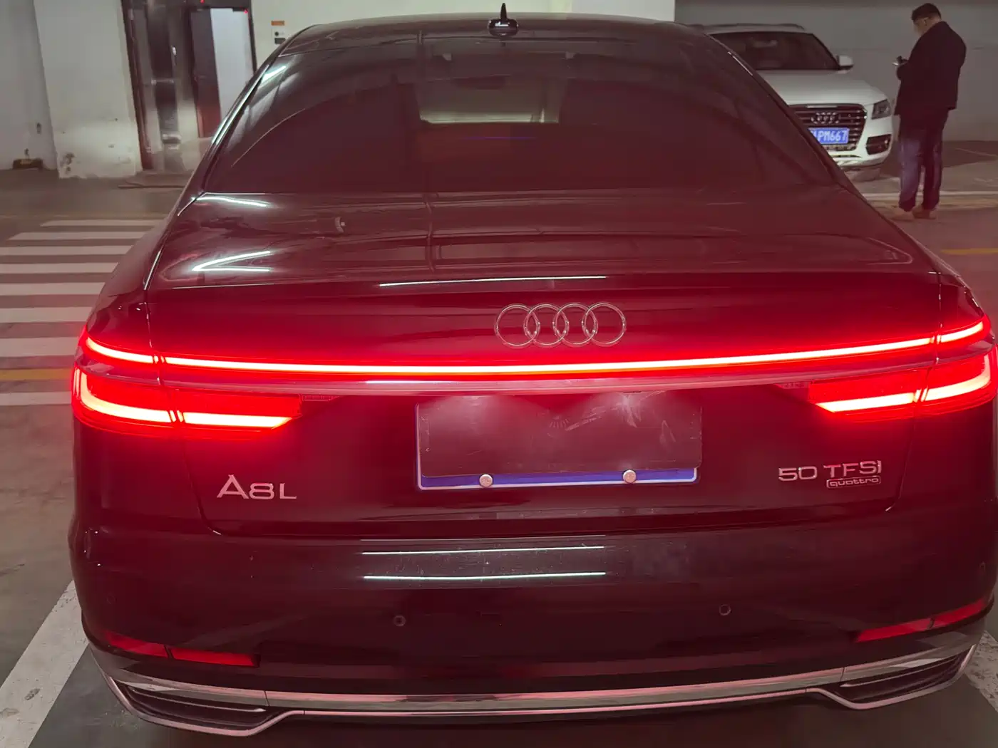 Audi A8 2021 A8L 50 TFSI quattro Comfort фото 11