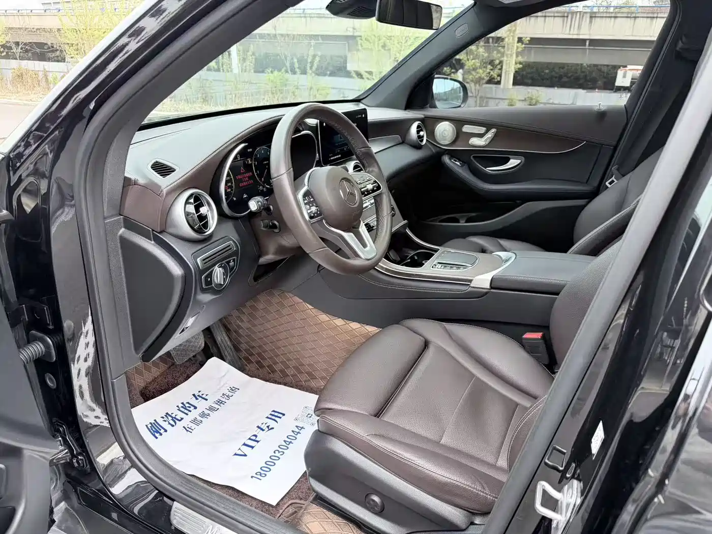 Mercedes-Benz GLC 2022 Model GLC 300 L 4MATIC Dynamic Edition фото 3