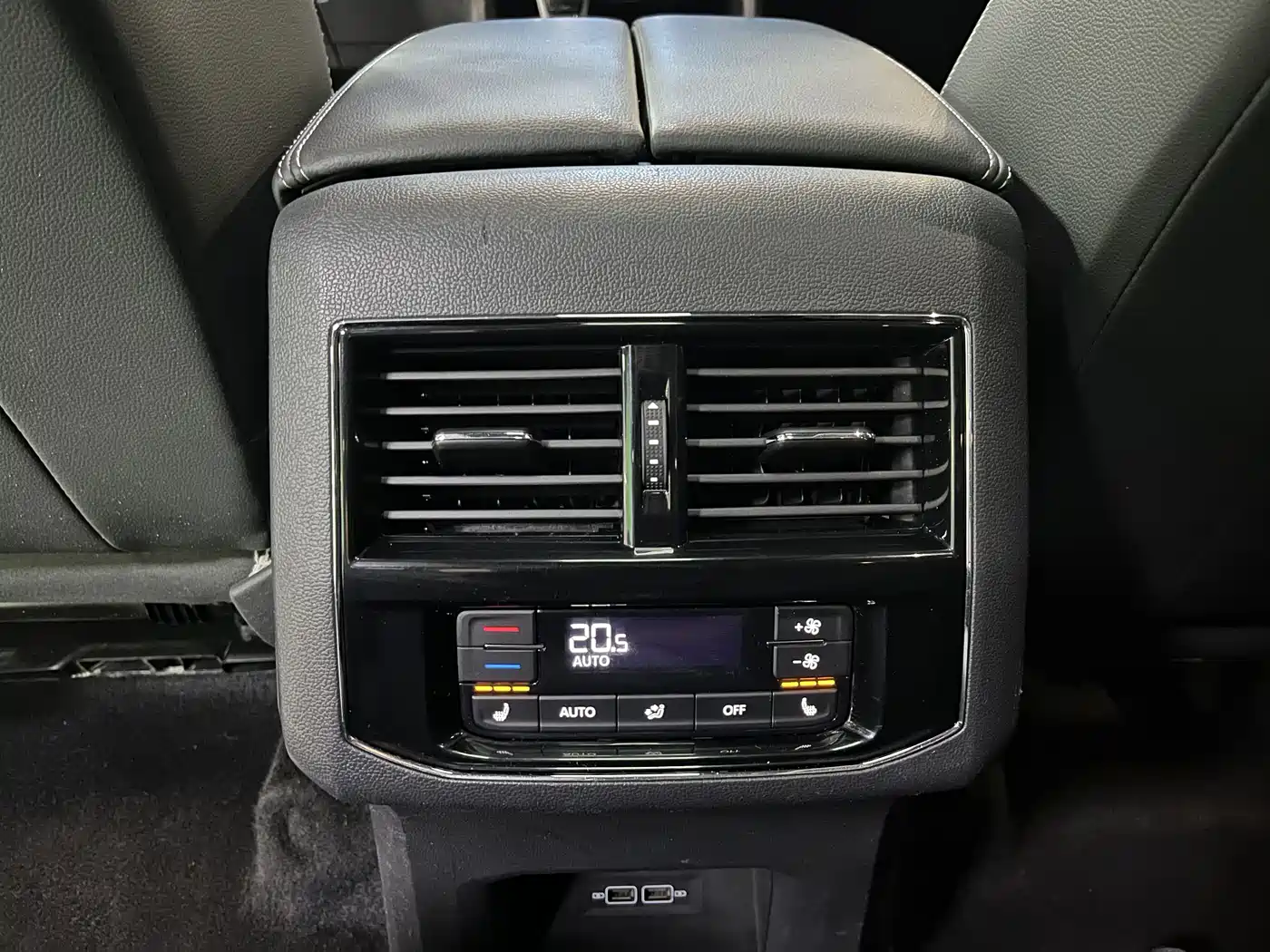 Volkswagen Teramont 2020 Facelift 380TSI 4WD Luxury Edition фото 15