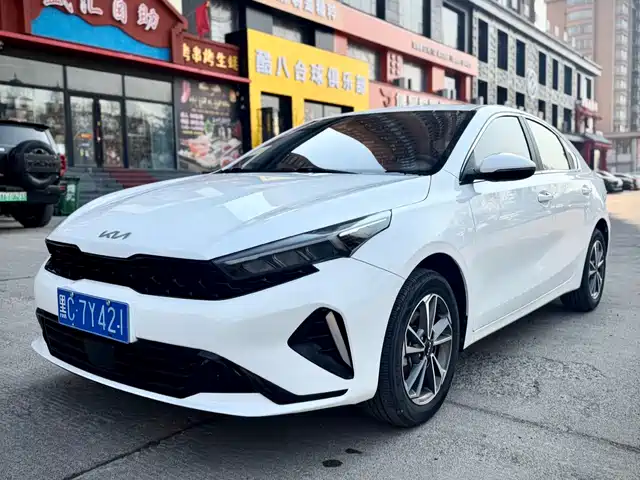 KIA K3
