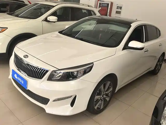 KIA K4