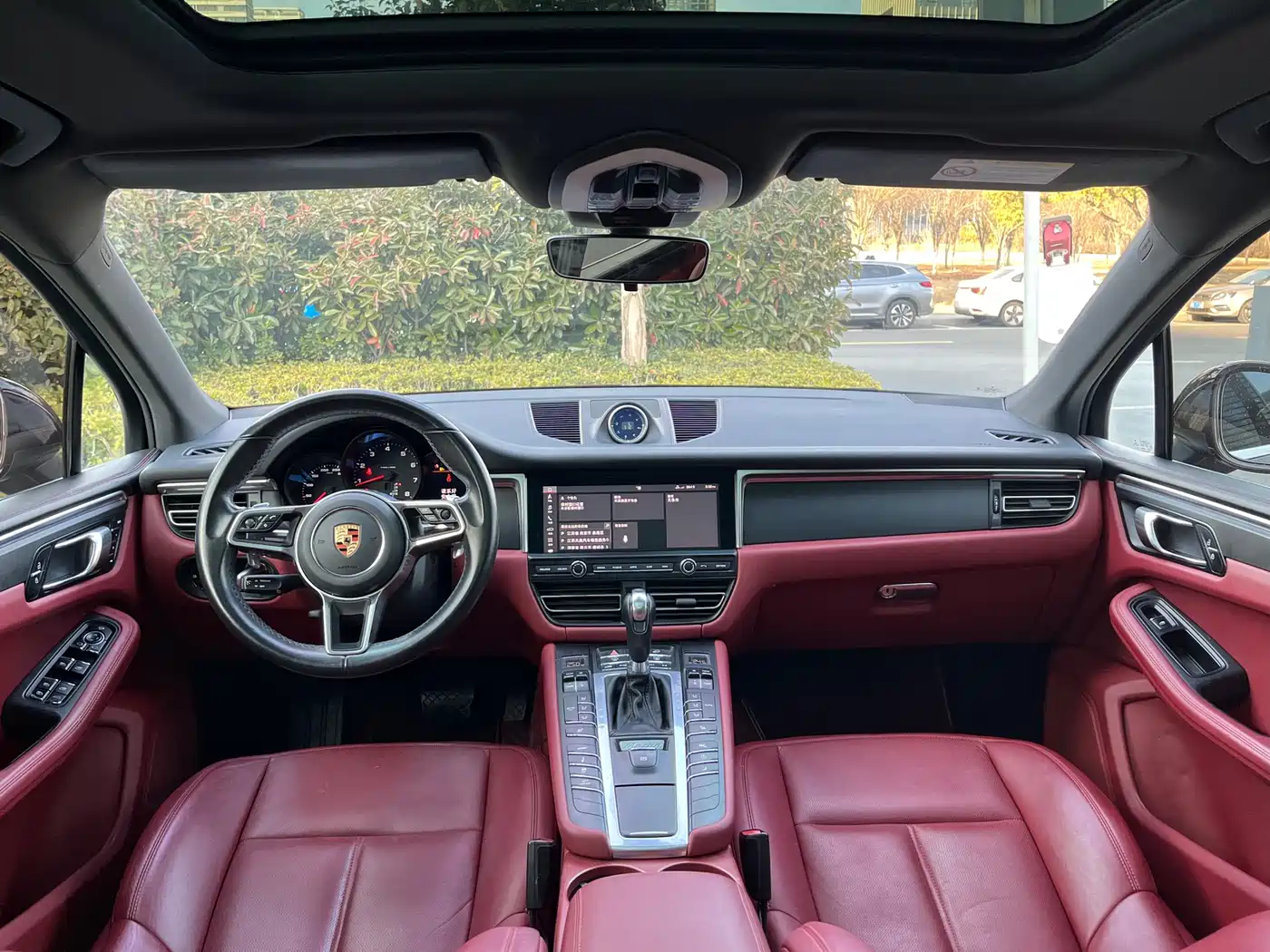 Porsche Macan 2018 Macan 2.0T фото 8