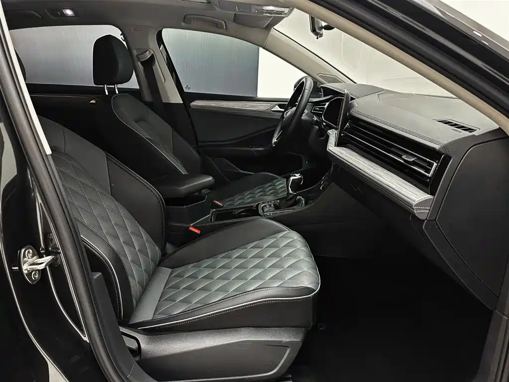 Volkswagen Sagitar 2023 280TSI DSG Beyond Lite фото 20