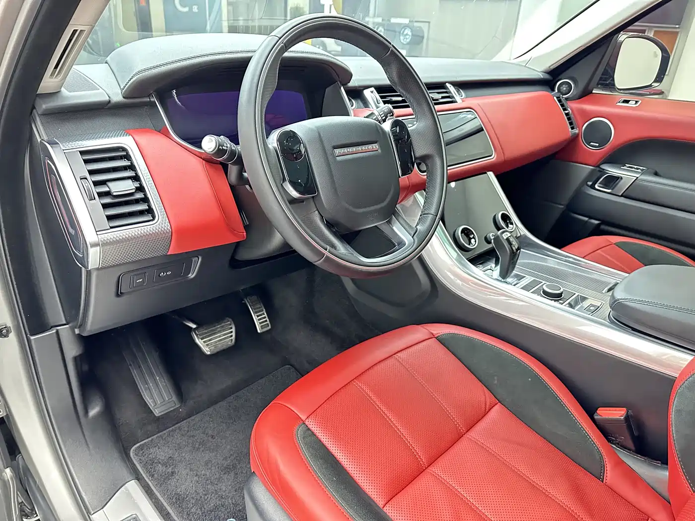 Land Rover Range Rover Sport 2020 3.0 L6 SE фото 6