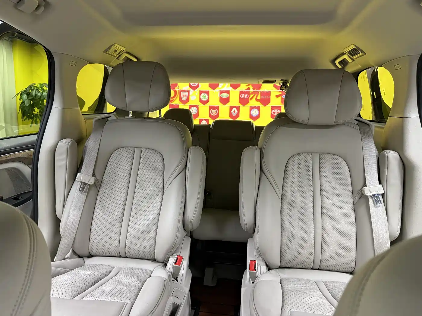 Buick GL8 2017 ES 28T Comfort Type China V фото 22