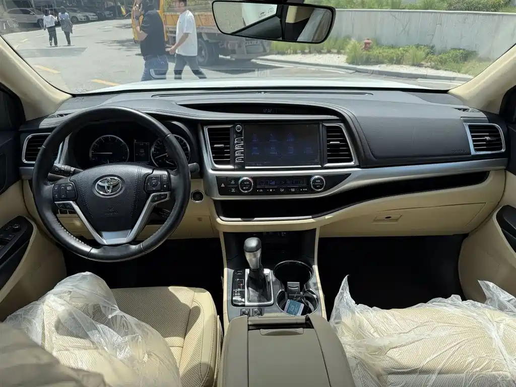 Toyota Highlander 2018 2.0T 4WD Luxury 7-seater China VI фото 9