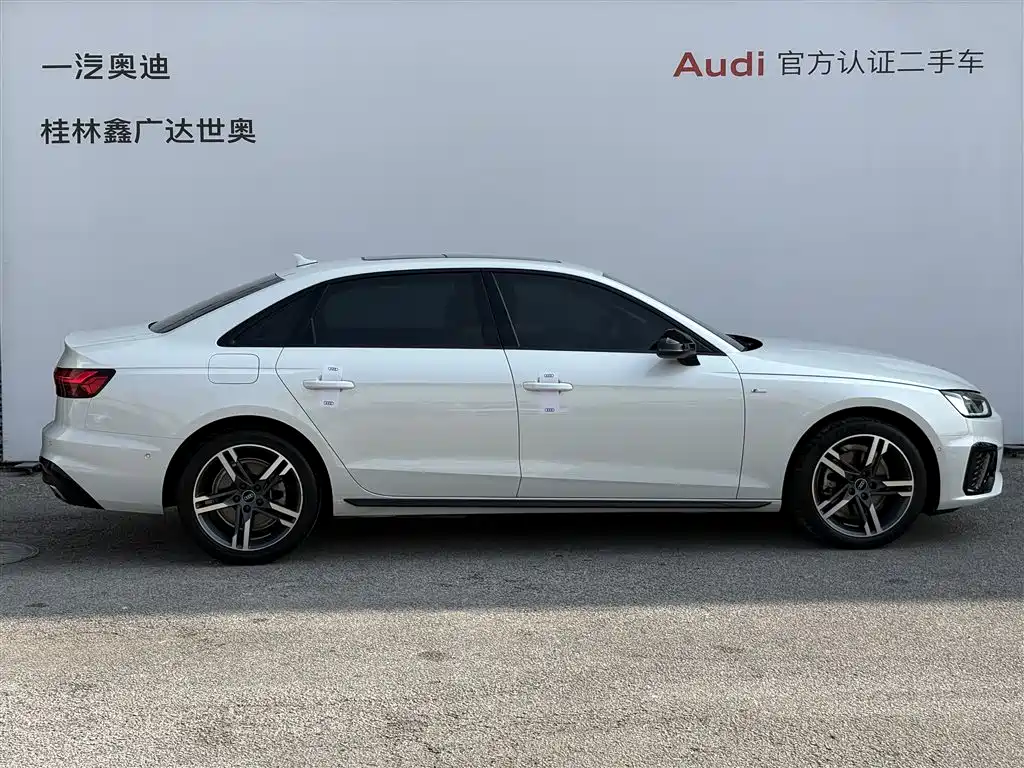 AUDI A4L