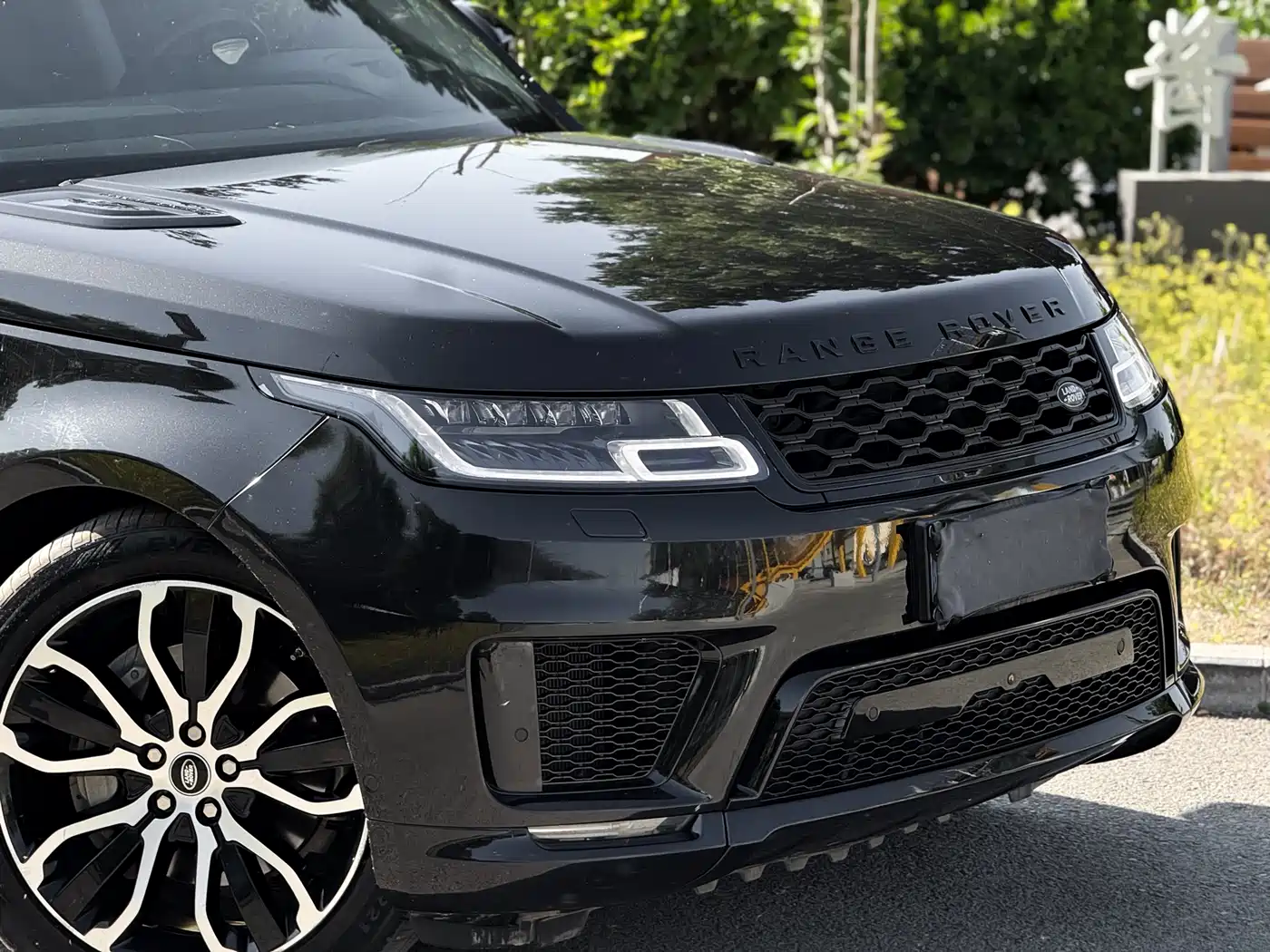 Land Rover Range Rover Sport 2021 3.0 L6 Gloss Black Edition фото 15