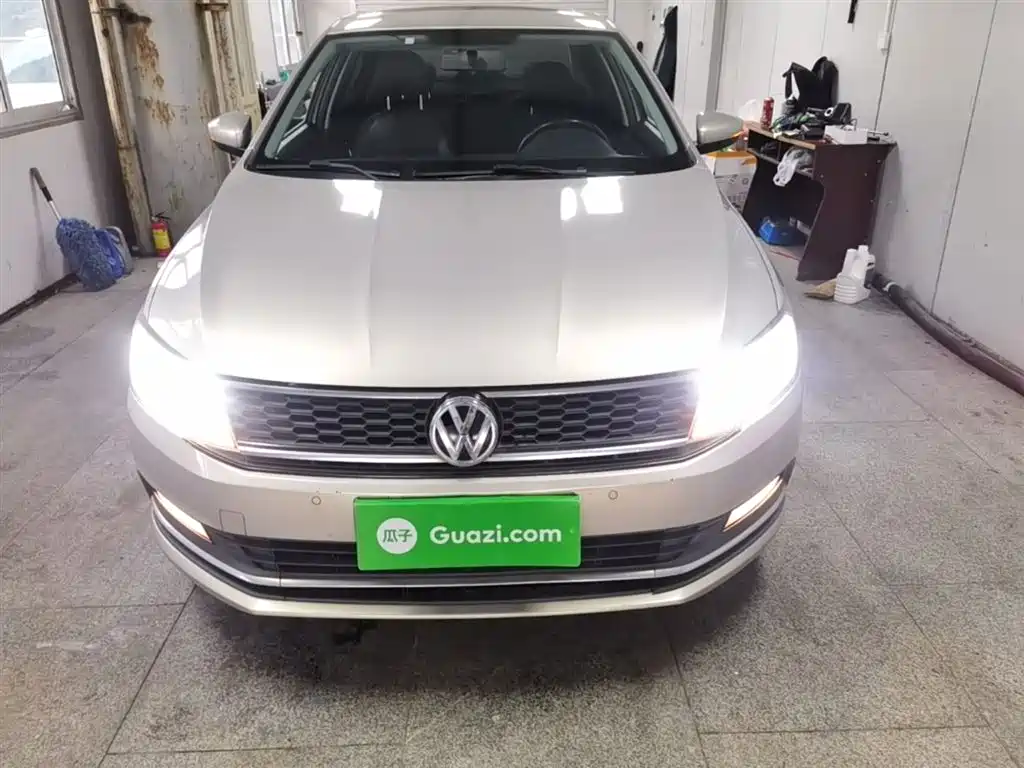 Volkswagen Lavida 2017 230TSI DSG Comfort Edition фото 3