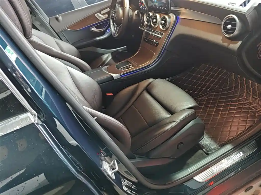 Mercedes-Benz GLC 2021 GLC 300 L 4MATIC Sporty фото 25