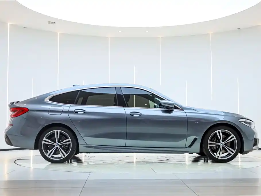 BMW 6 Series GT 2019 630i M Sport Grand Tourer Edition фото 4