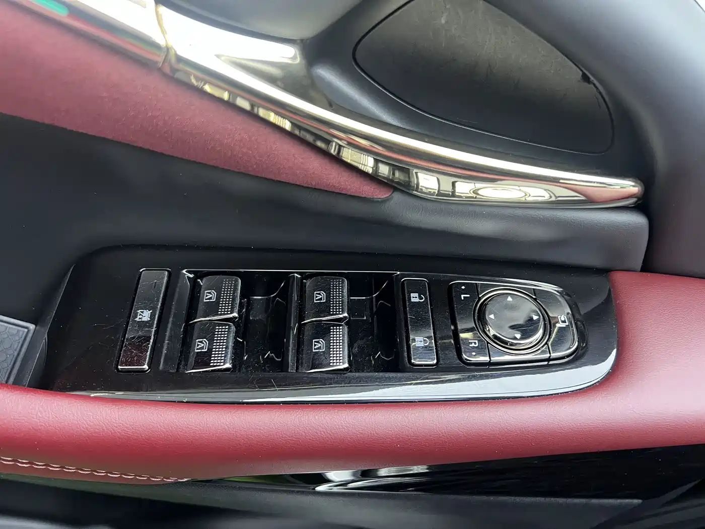 GAC Trumpchi Trumpchi M8 2023 Model Master Series 400T Ultimate Edition фото 15