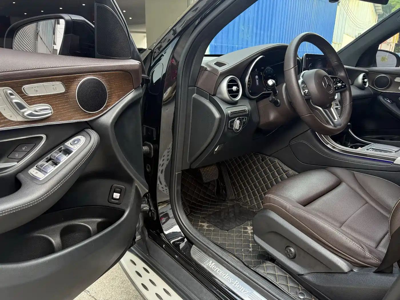 Mercedes-Benz GLC 2022 Facelift II GLC 260 L 4MATIC Luxury фото 12