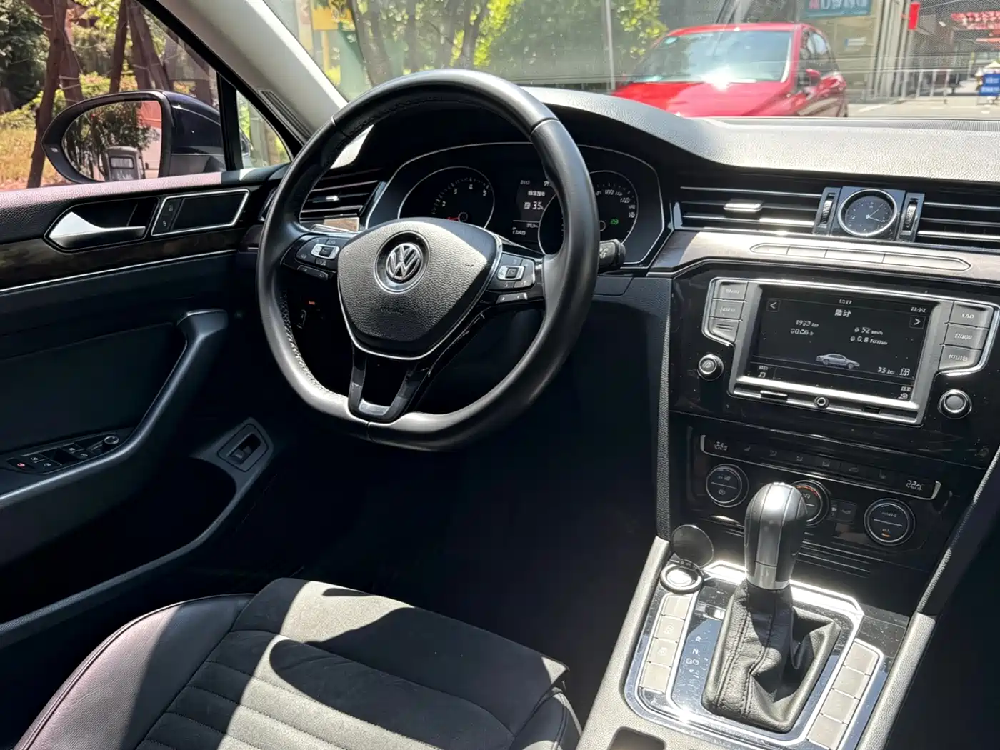 Volkswagen Magotan 2017 380TSI DSG Luxury фото 10