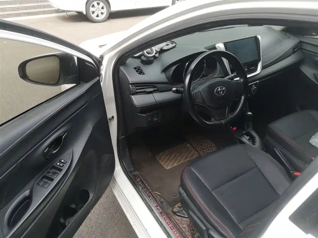 Toyota Vios FS 2017 1.5L CVT Fengchi Edition фото 13