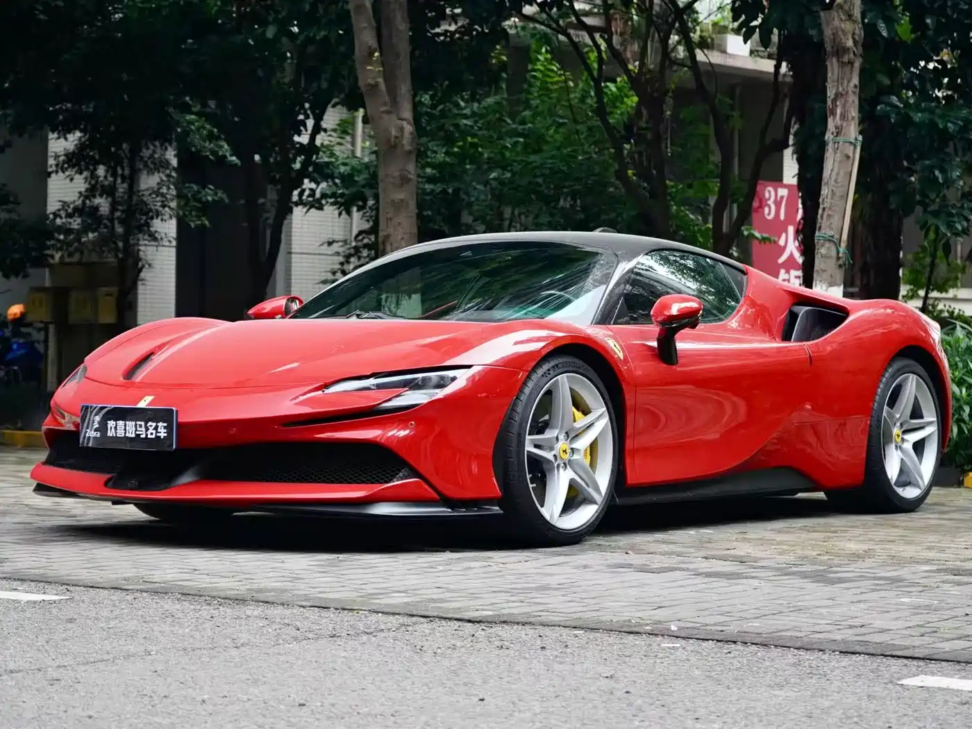 Ferrari SF90 2021 3.9T V8 Spider