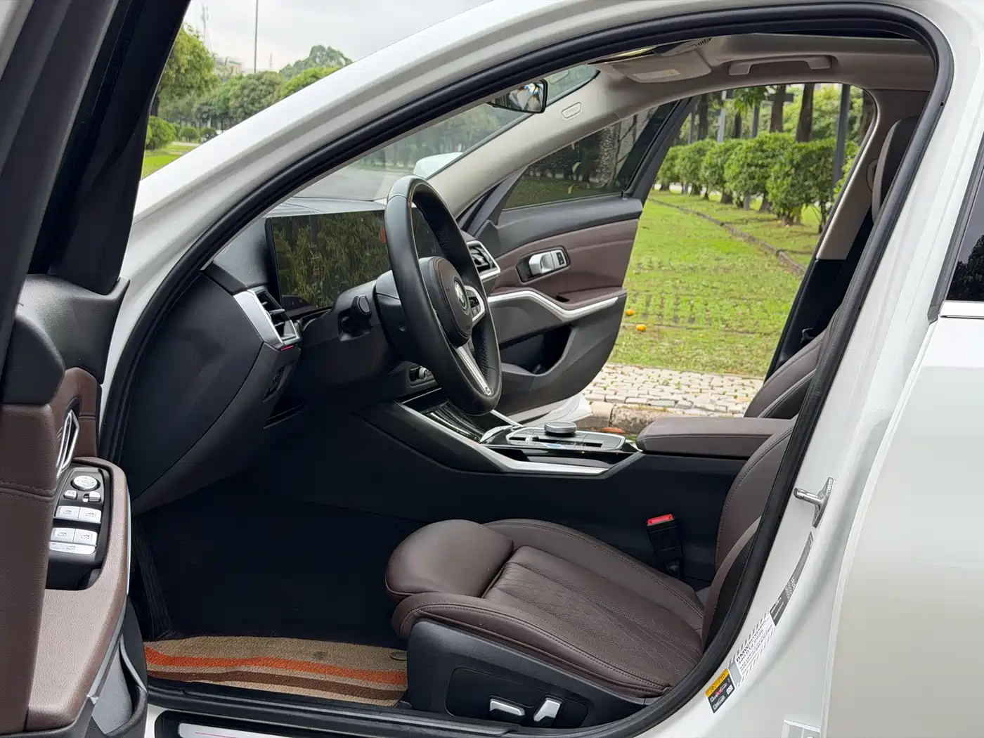 BMW i3 2022 eDrive 35 L фото 14