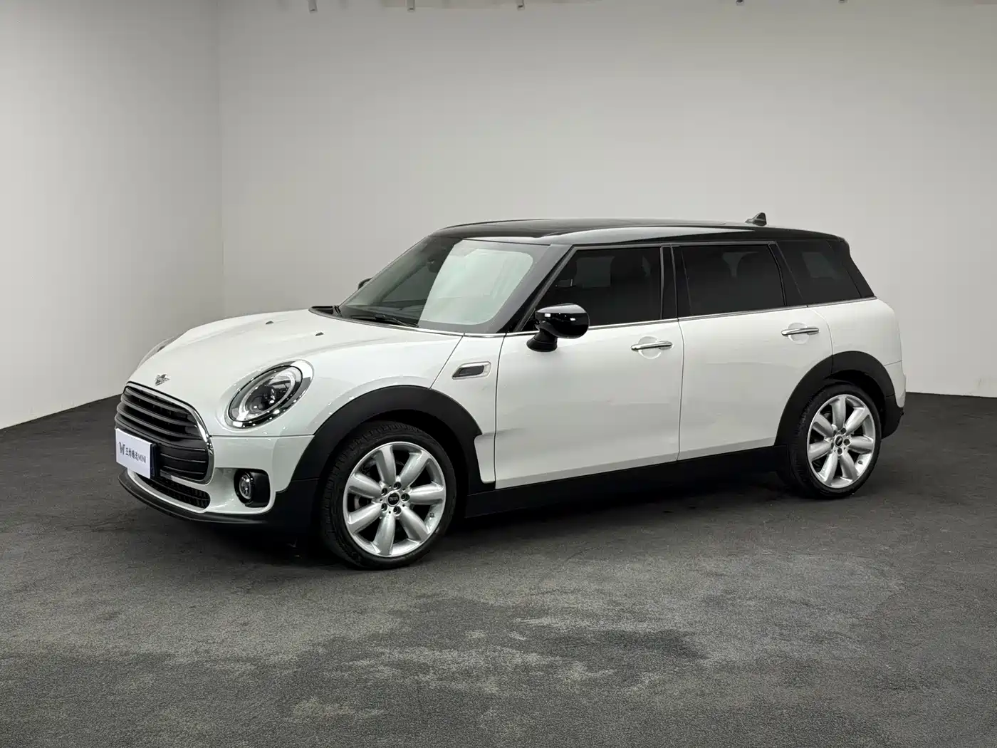 2024 MINI CLUBMAN