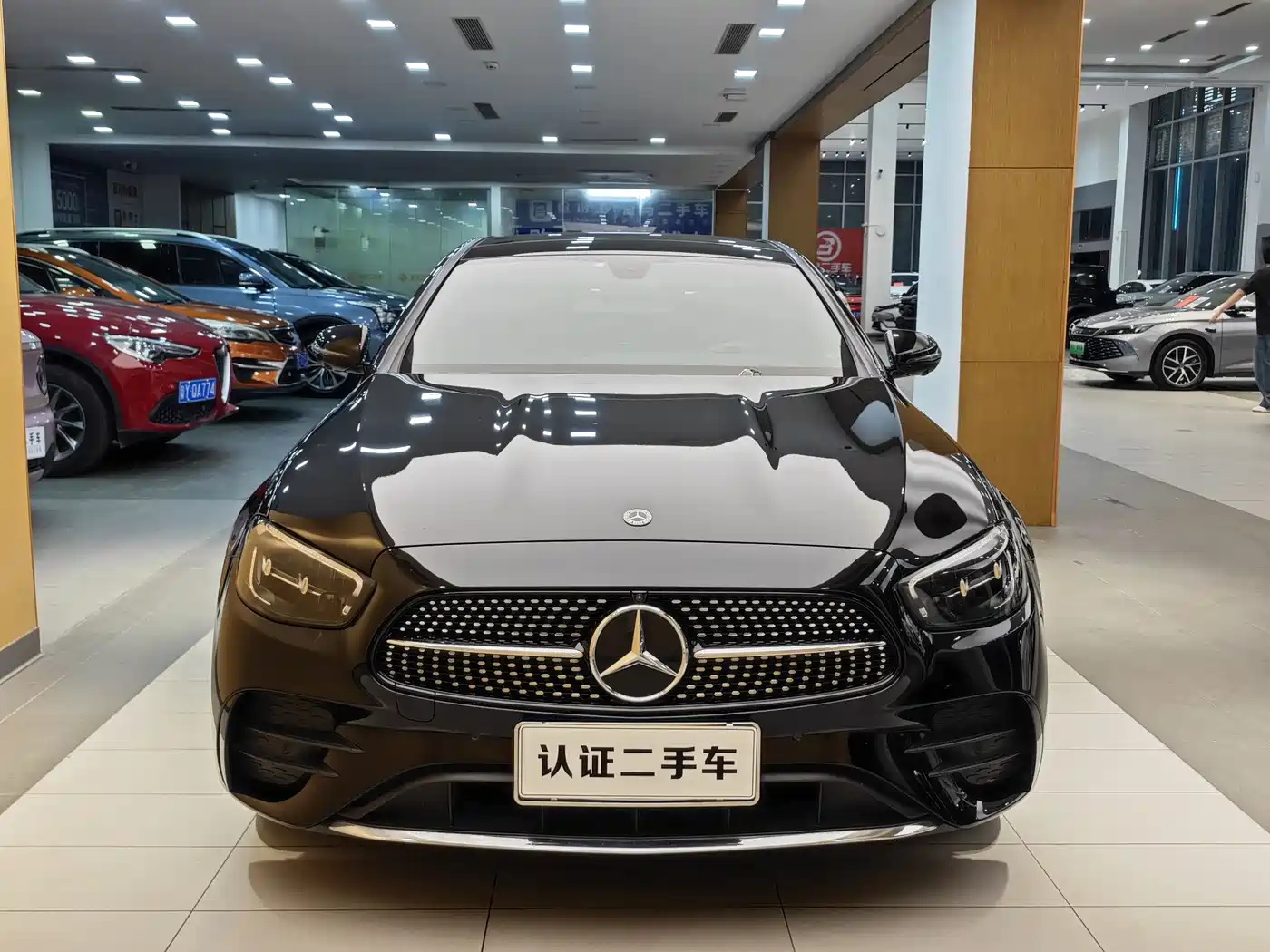 MERCEDES-BENZ E CLASS