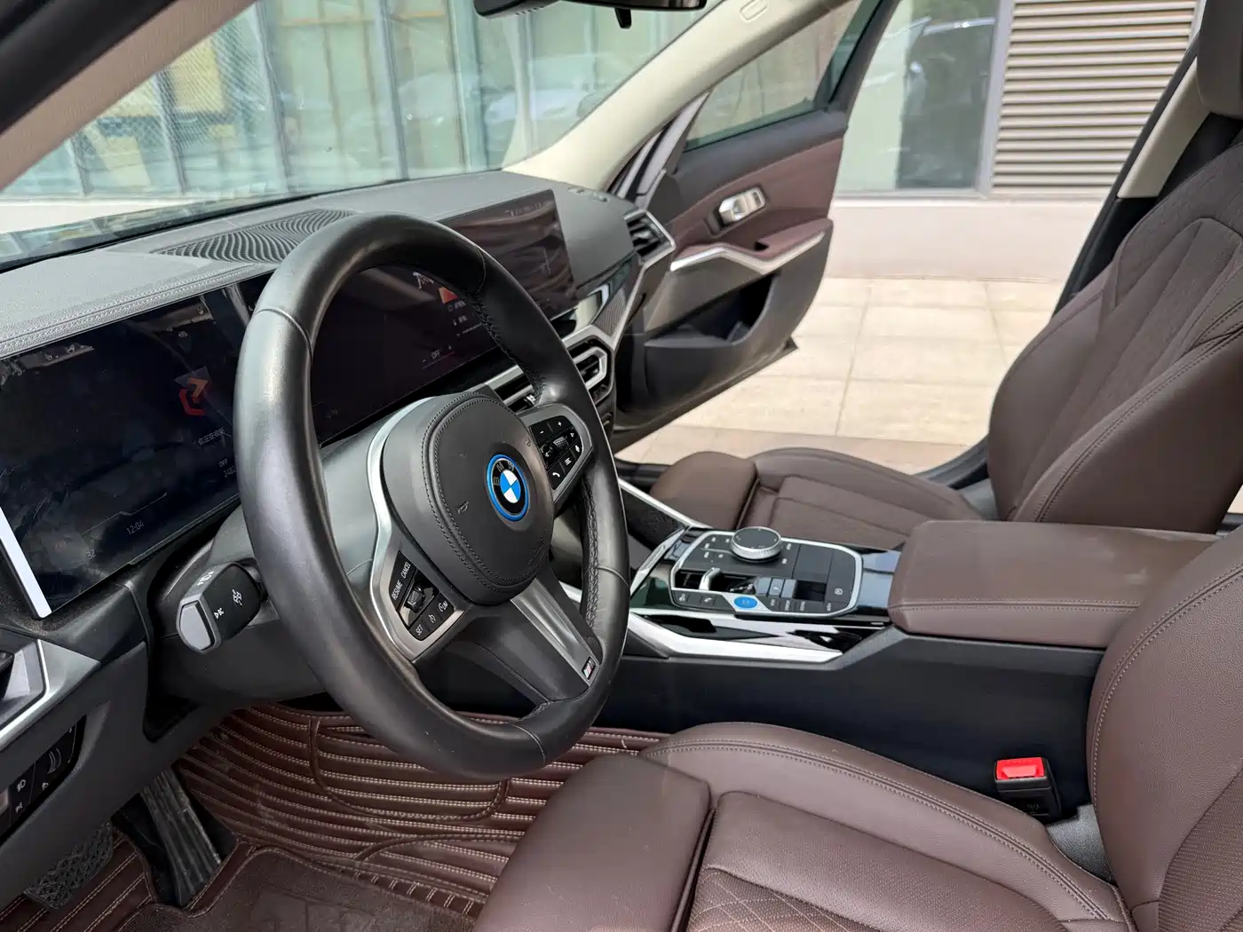BMW i3 2022 eDrive 35 L фото 8