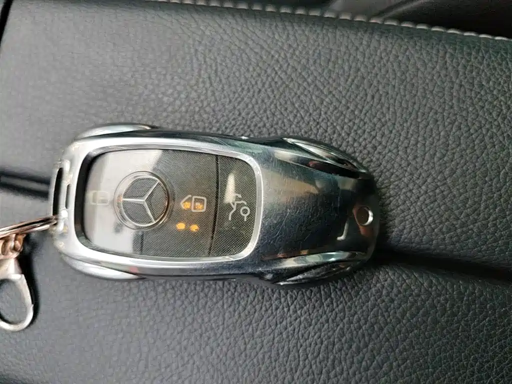 Mercedes-Benz GLB 2020 Facelift GLB 200 Dynamic фото 17