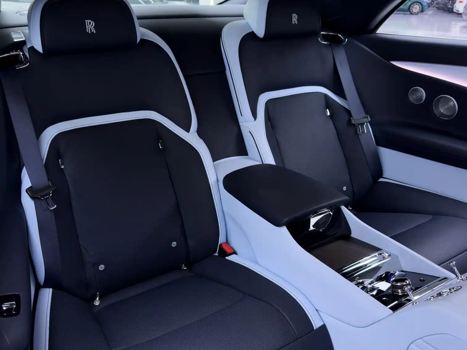 Photo 30 - Rolls-Royce Spectre