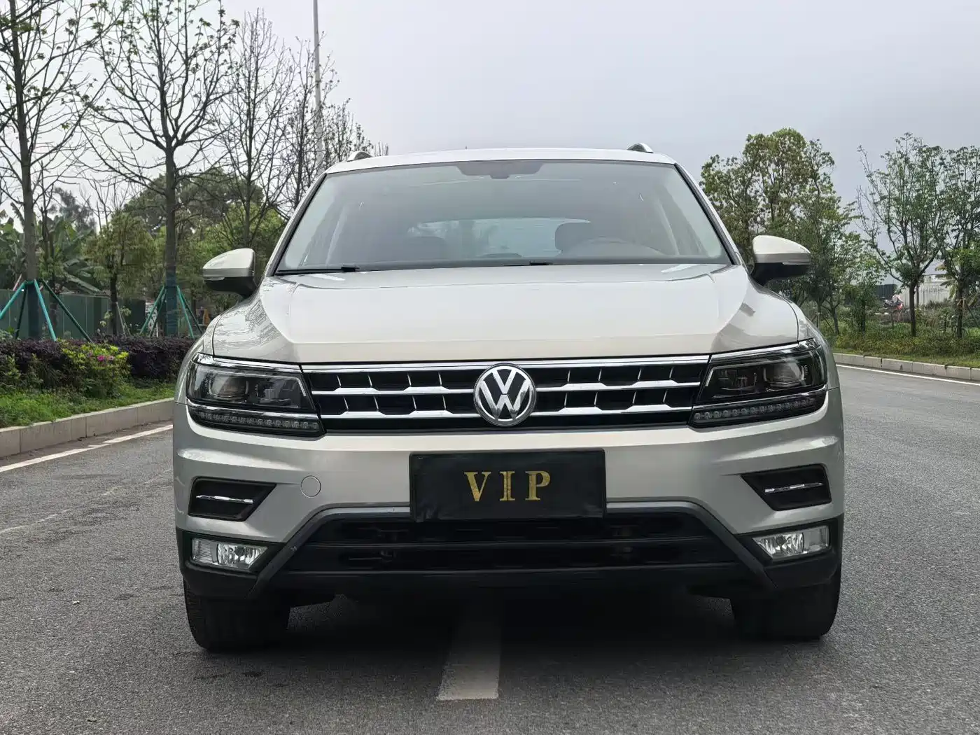 Volkswagen Tiguan L 2017 380TSI Automatic 4WD Luxury Edition фото 2