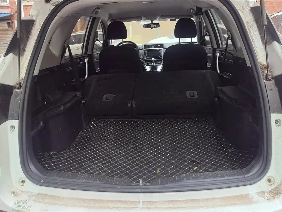 Haval M6 2018 1.5T Manual 2WD Urban фото 4
