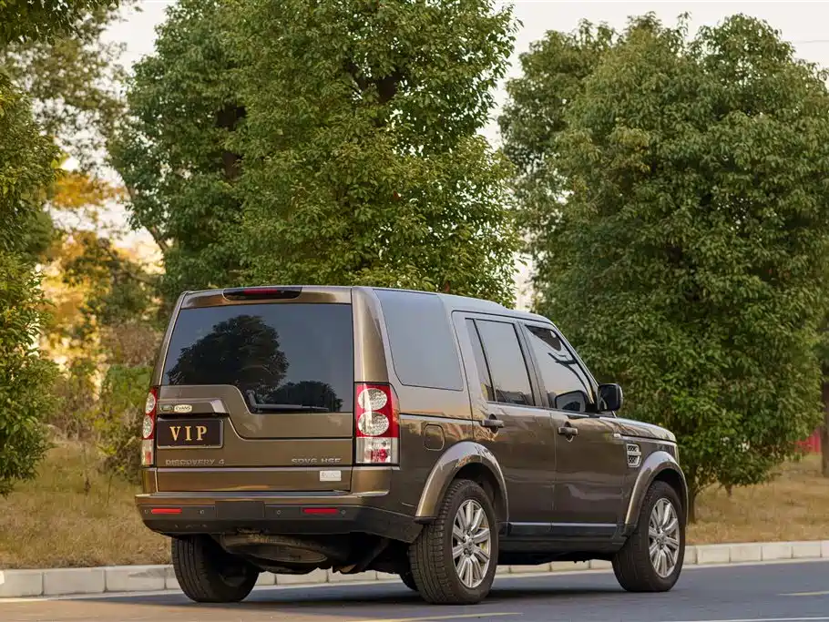 Land Rover Discovery 2012 3.0 SDV6 HSE Diesel фото 4