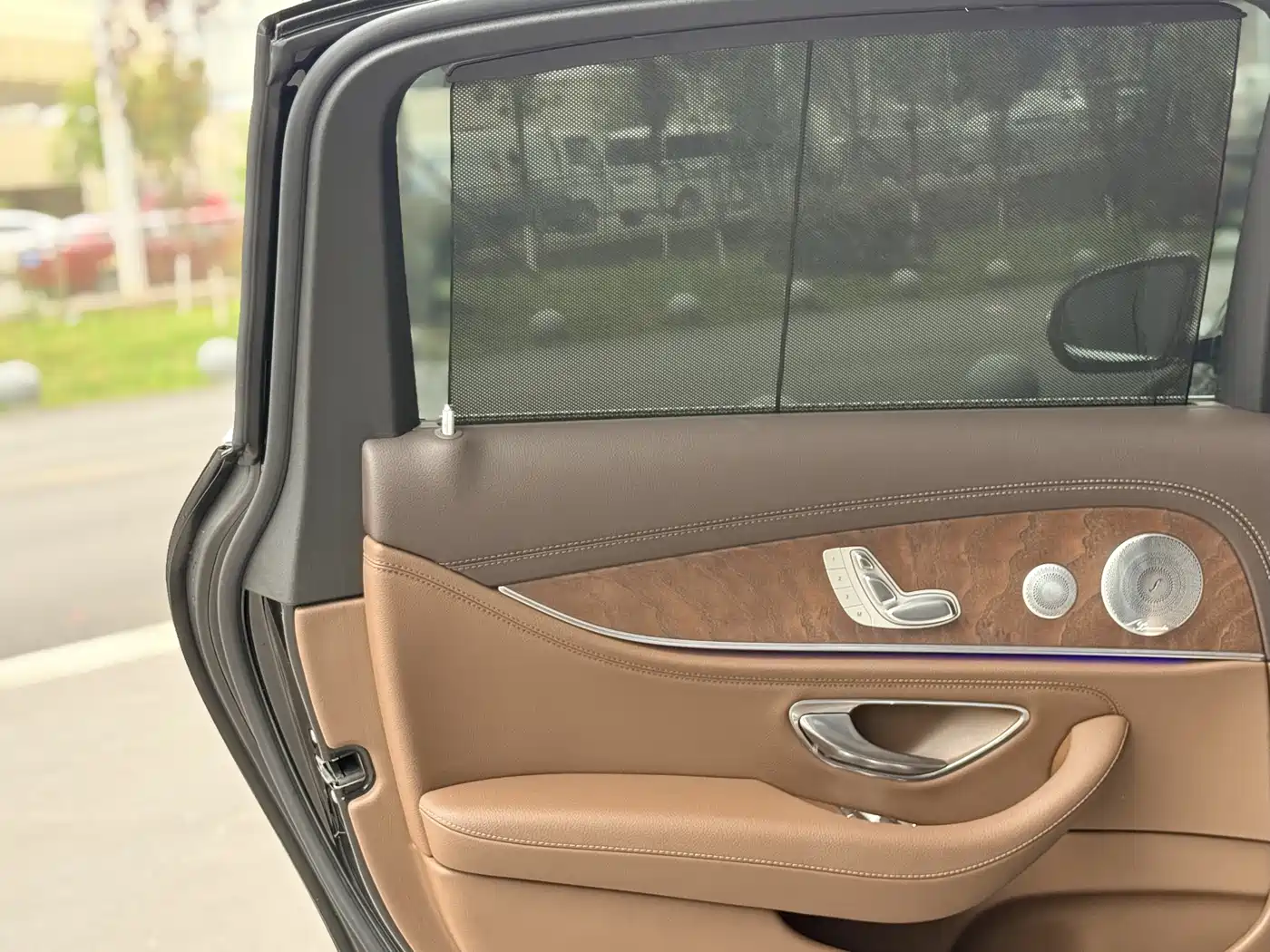 Mercedes-Benz E-Class 2020 Facelift E 300 L Exclusive фото 20