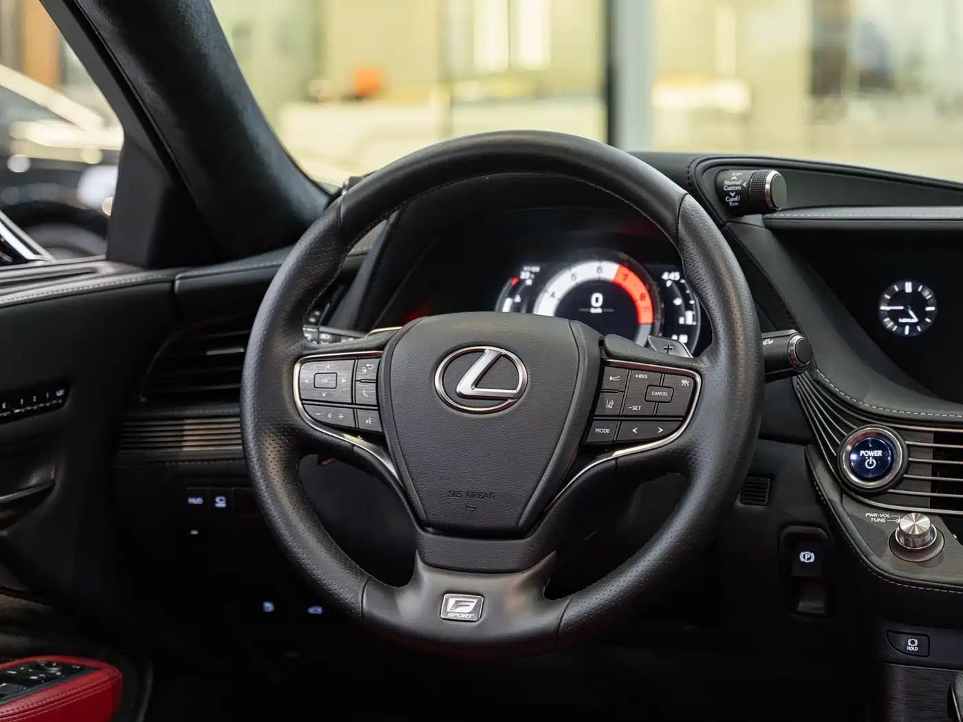 Lexus LS 2018 500h F SPORT China V фото 14