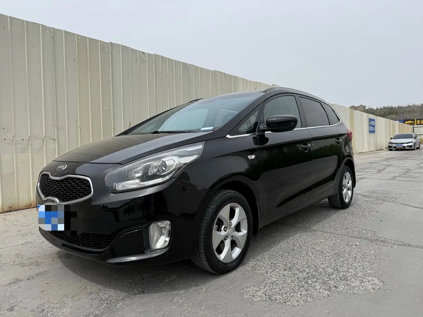 Kia Carens 2013 2.0L 5-Seat Auto Standard China IV фото 3
