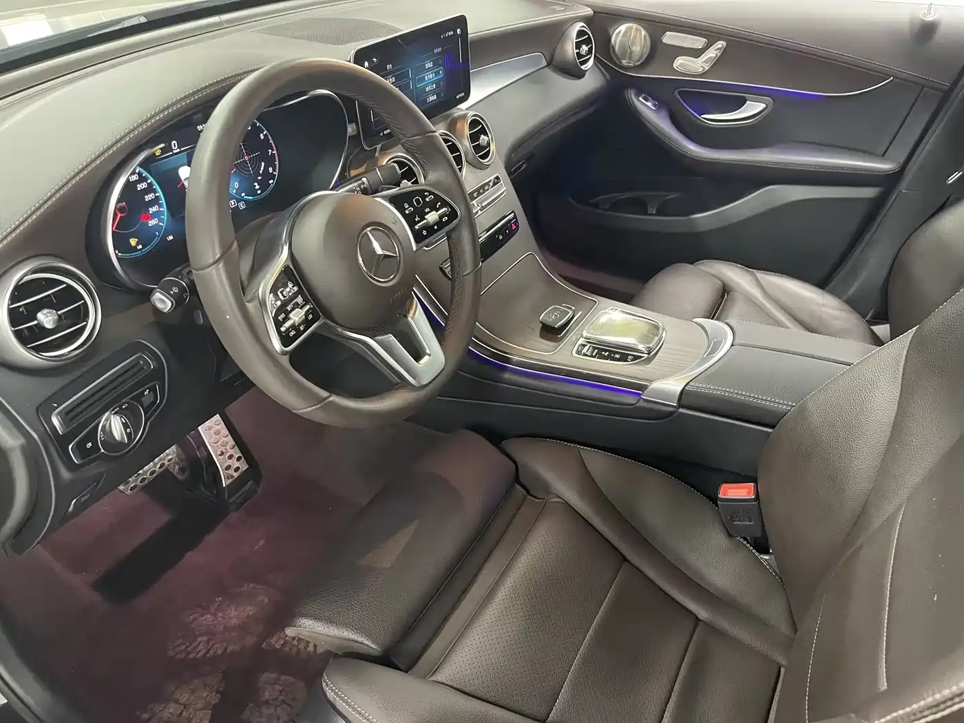 Mercedes-Benz GLC 2022 Model GLC 260 L 4MATIC Luxury Edition фото 11