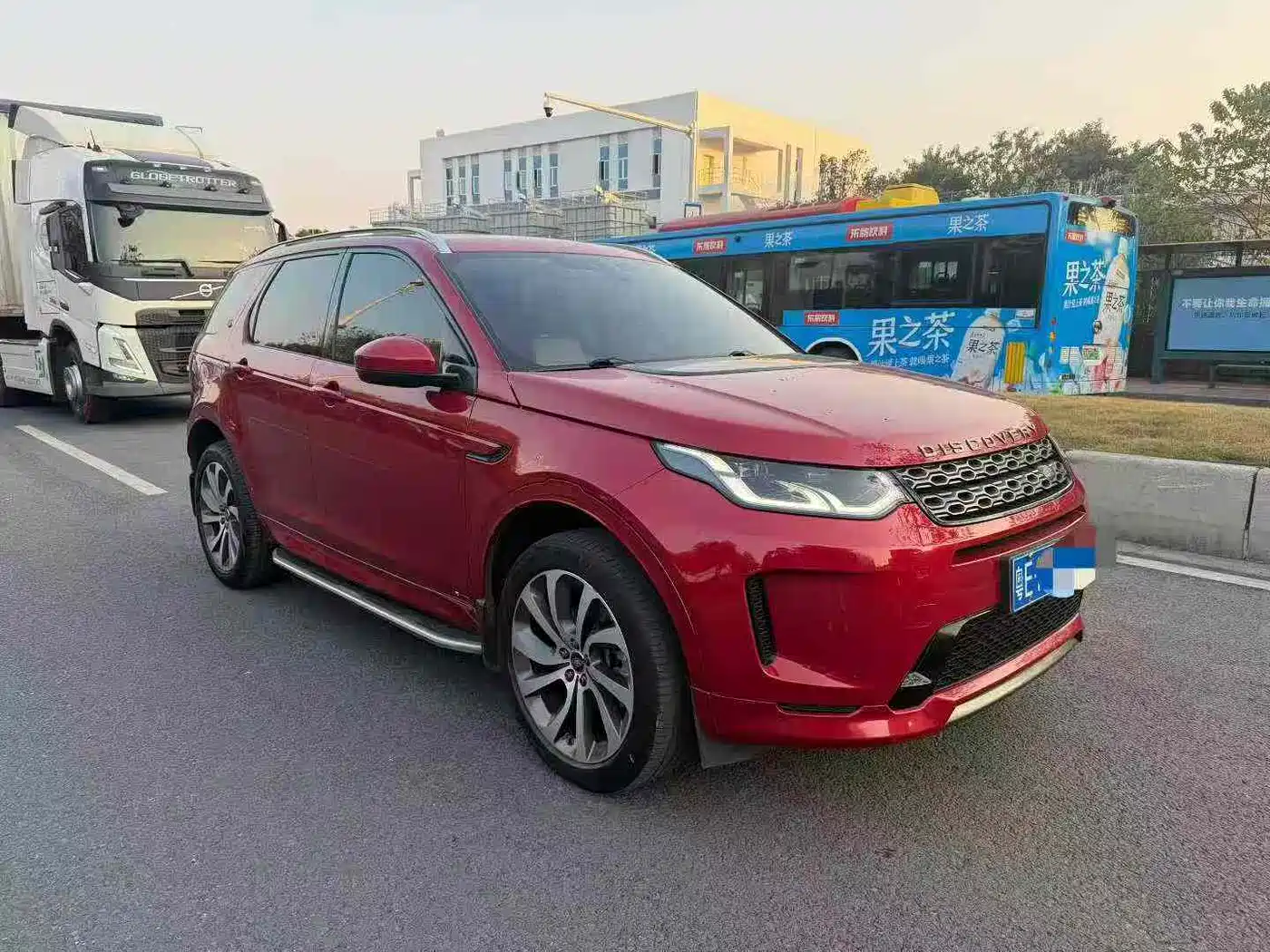 Land Rover Discovery Sport 2020 249PS R-Dynamic Performance Tech 5-seater фото 3