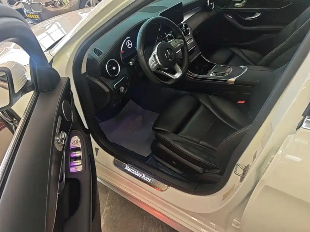 MERCEDES-BENZ CLASS C