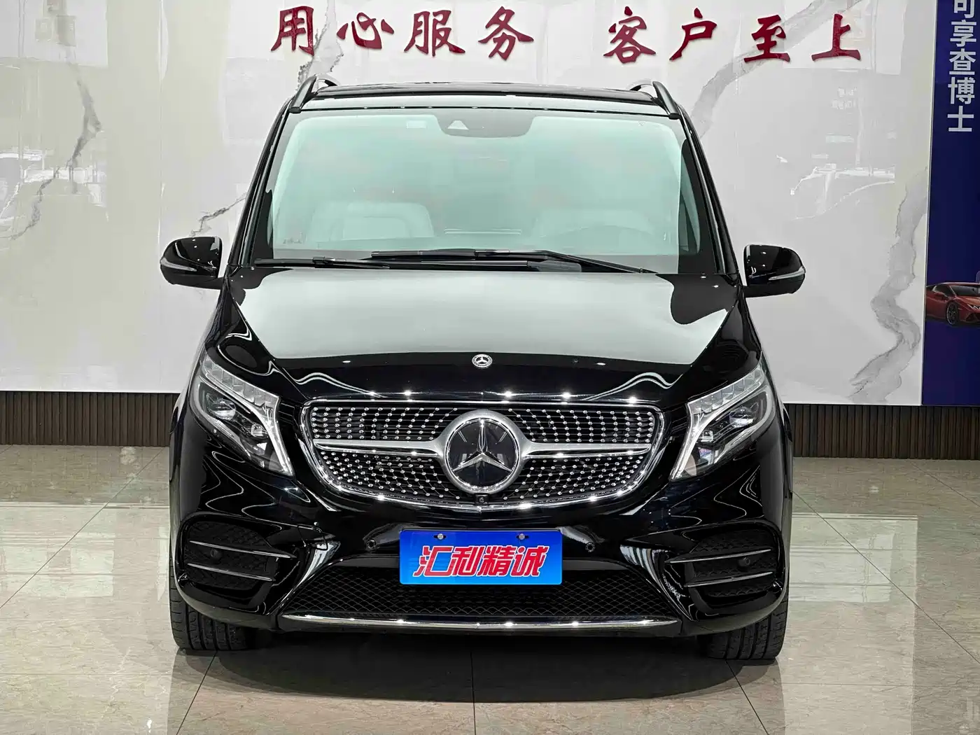Mercedes-Benz V-Class 2021 V 260 L Long Wheelbase Luxury Edition фото 2