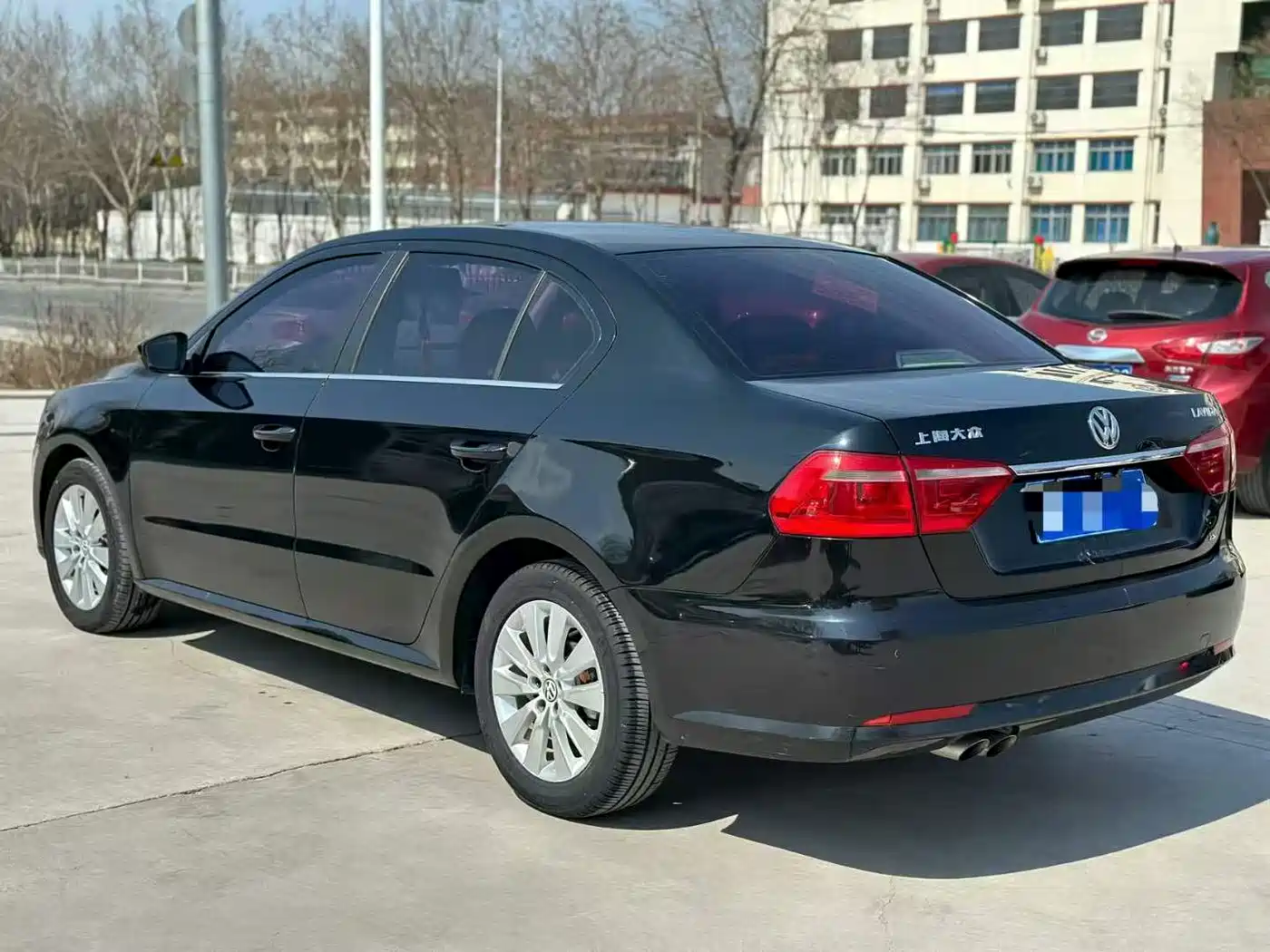 Volkswagen Lavida 2013 Model 1.4TSI DSG Luxury фото 3