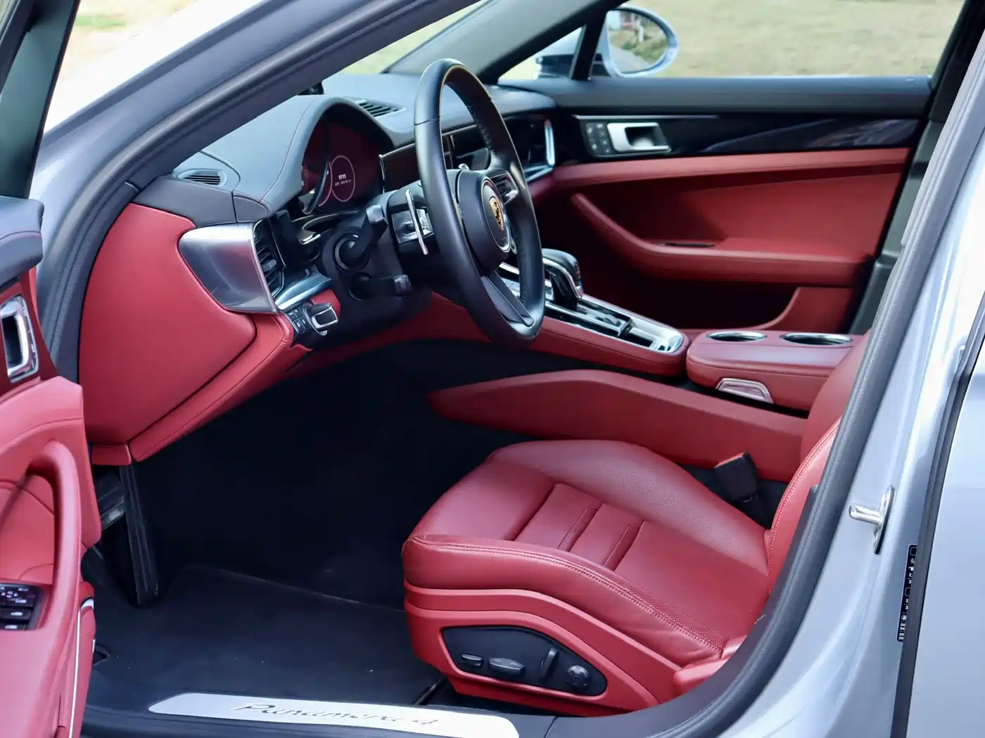 Porsche Panamera 2022 Panamera 4 Executive Long Wheelbase 2.9T фото 4
