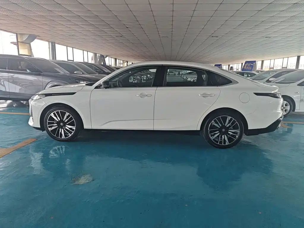 Changan Eado 2025 2025 Model Year Facelift 1.5T 500Bar Premium Edition