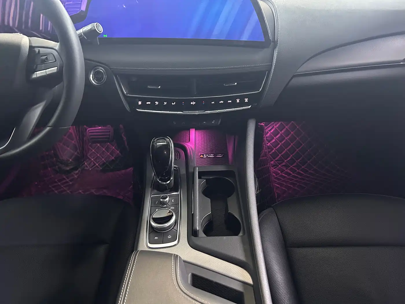 Cadillac CT5 2024 28T Luxury Model Pro фото 6