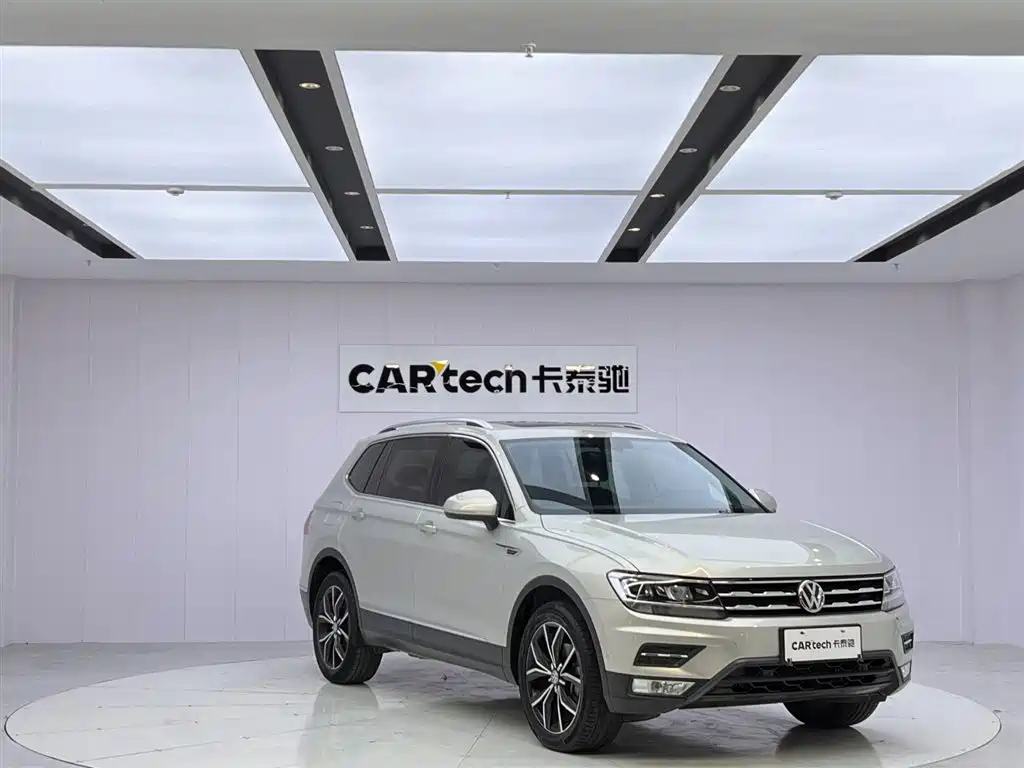 Volkswagen Tiguan L 2020 330TSI Auto 2WD Smart Luxury China VI фото 7