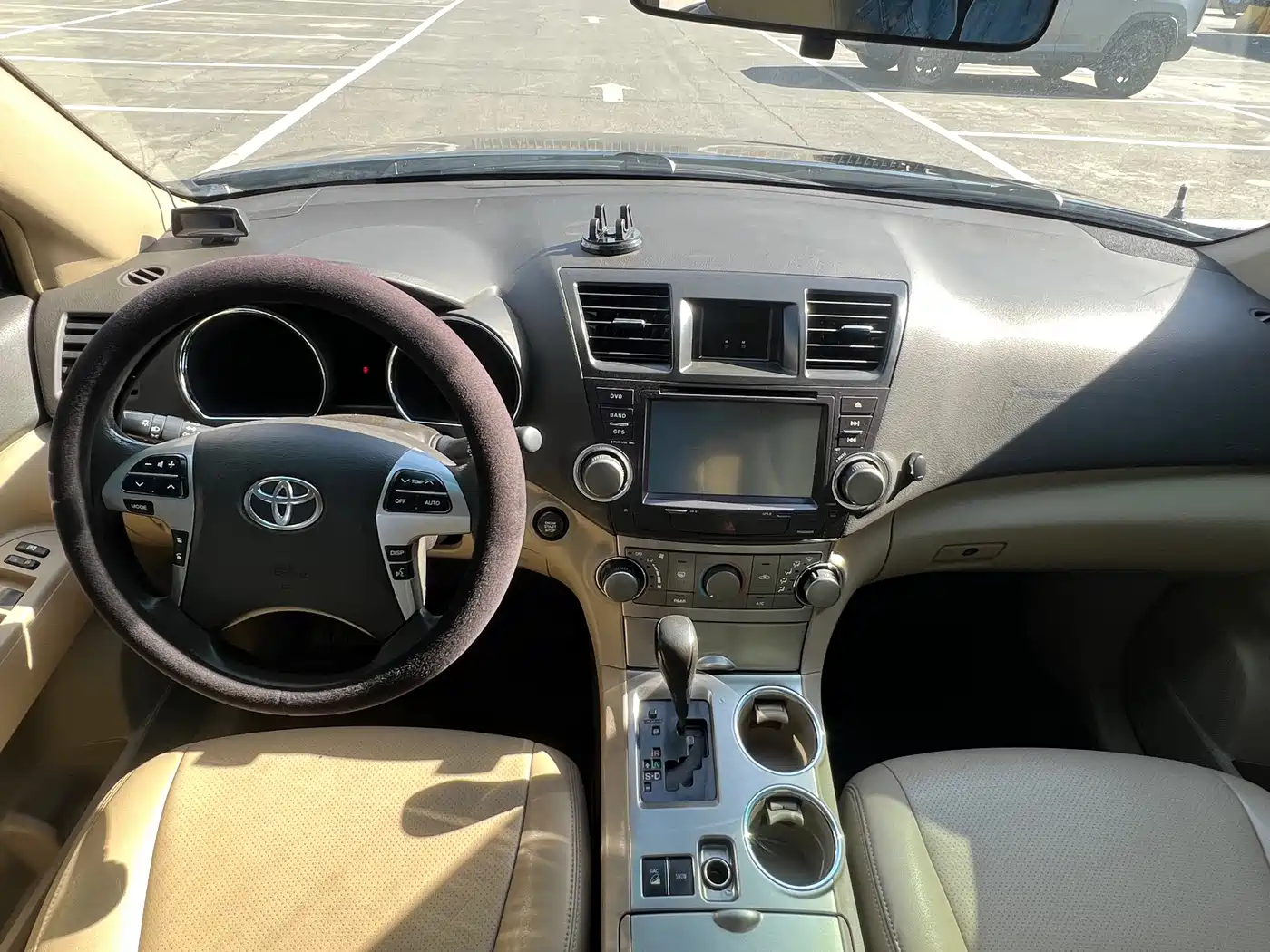 Toyota Highlander 2012 3.5L 4WD 7-Seater Elite Edition фото 6