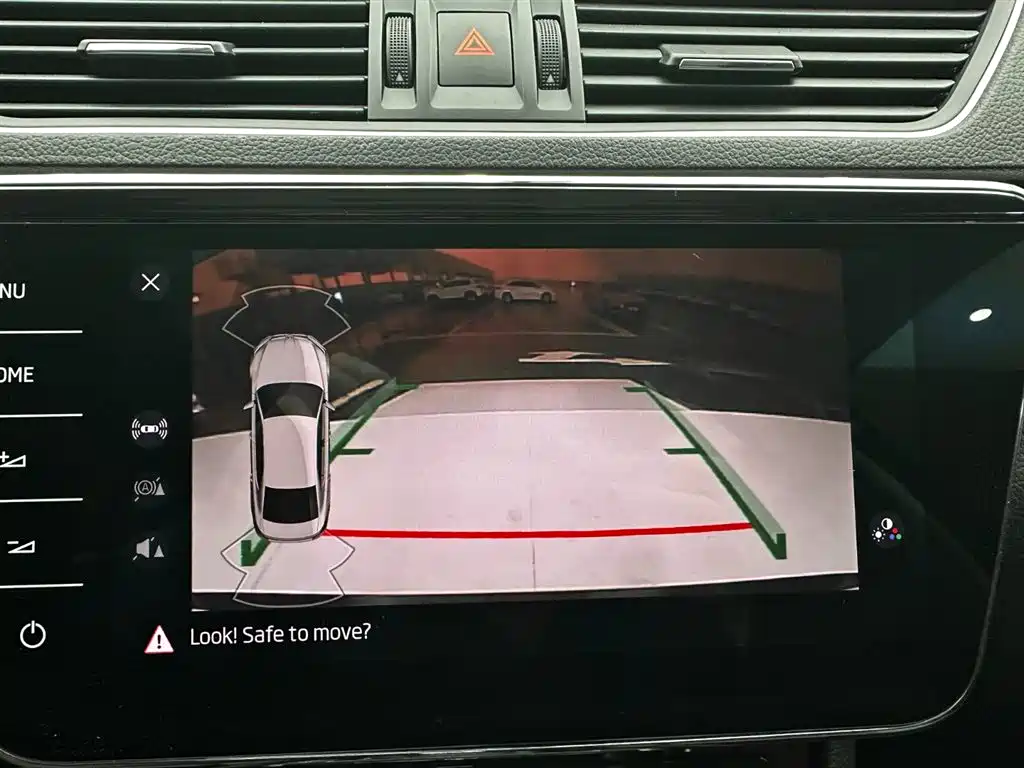 Škoda Superb 2023 TSI280 DSG Premium Edition фото 14