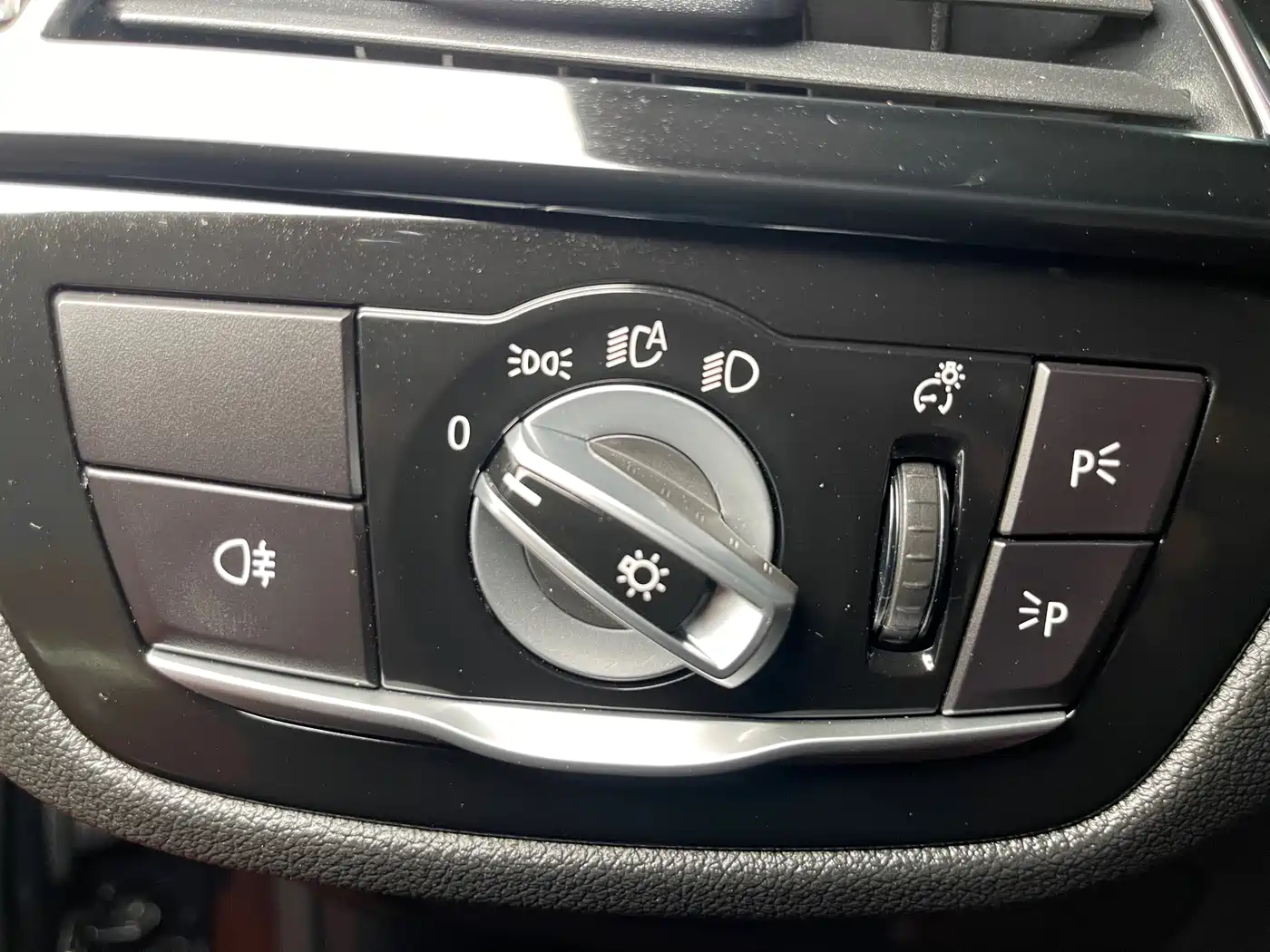 BMW 5 Series 2021 530Li Leading M Sport Package фото 17