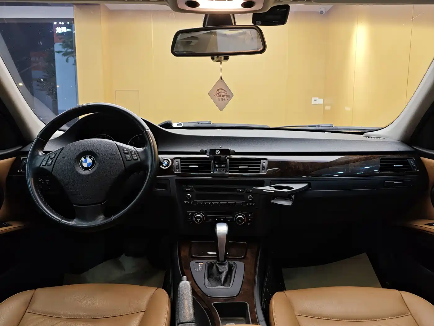 BMW 3 Series 2011 320i Fashion фото 19