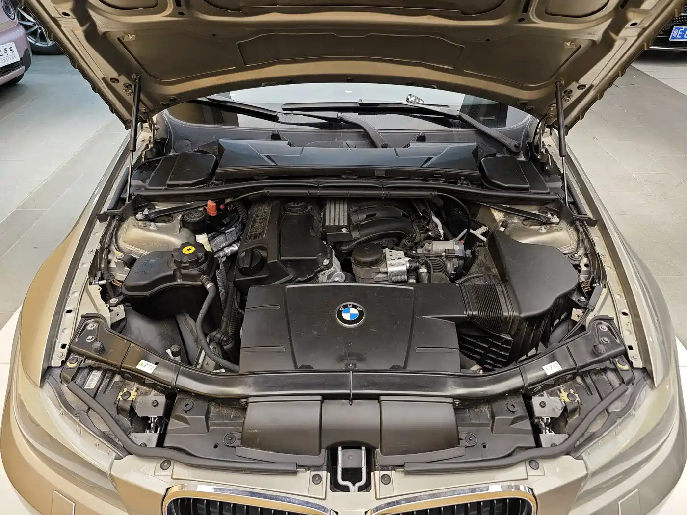 BMW 3 Series 2011 320i Fashion фото 34