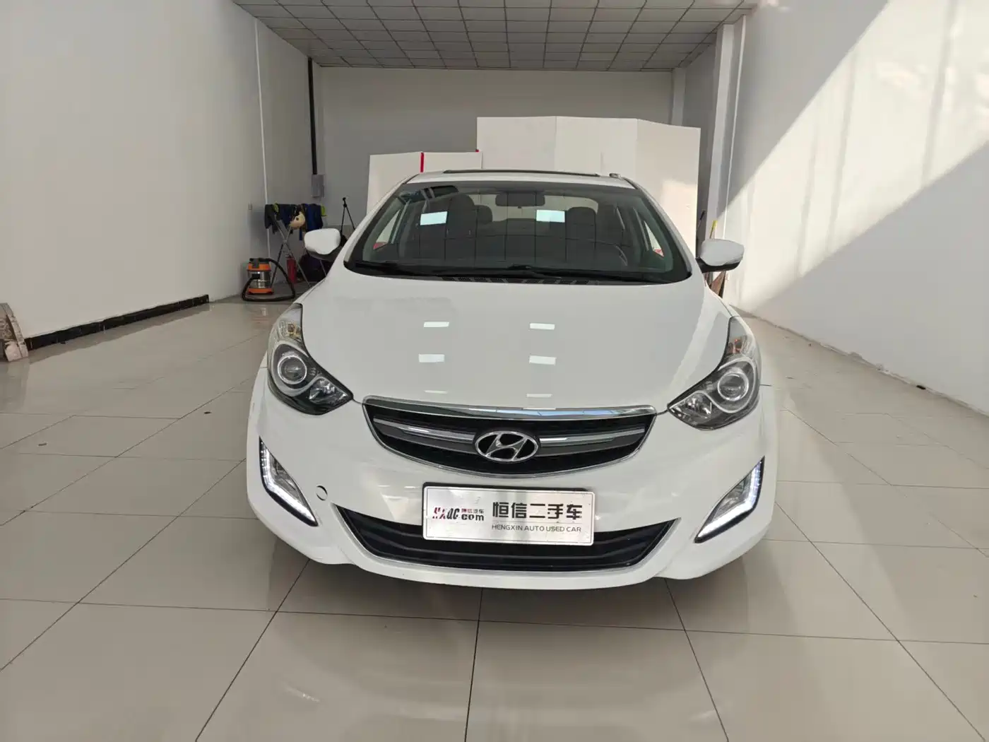 Hyundai Langdong 2015 1.6L Auto Premium фото 2