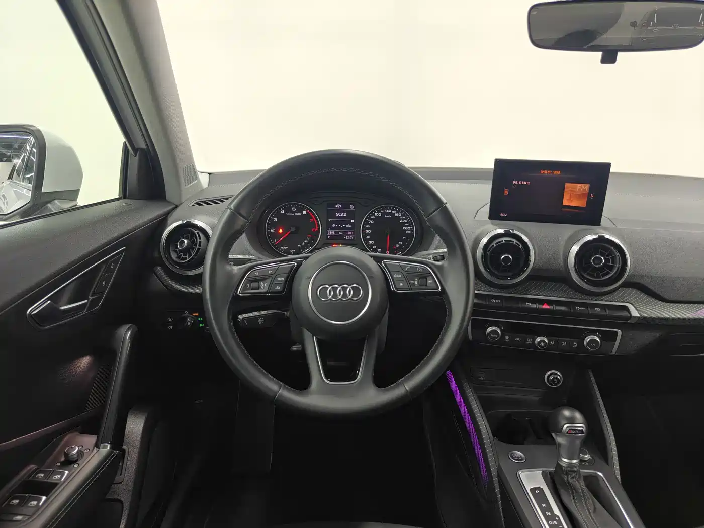 Audi Q2L 2024 35TFSI Fashion Elegance фото 9