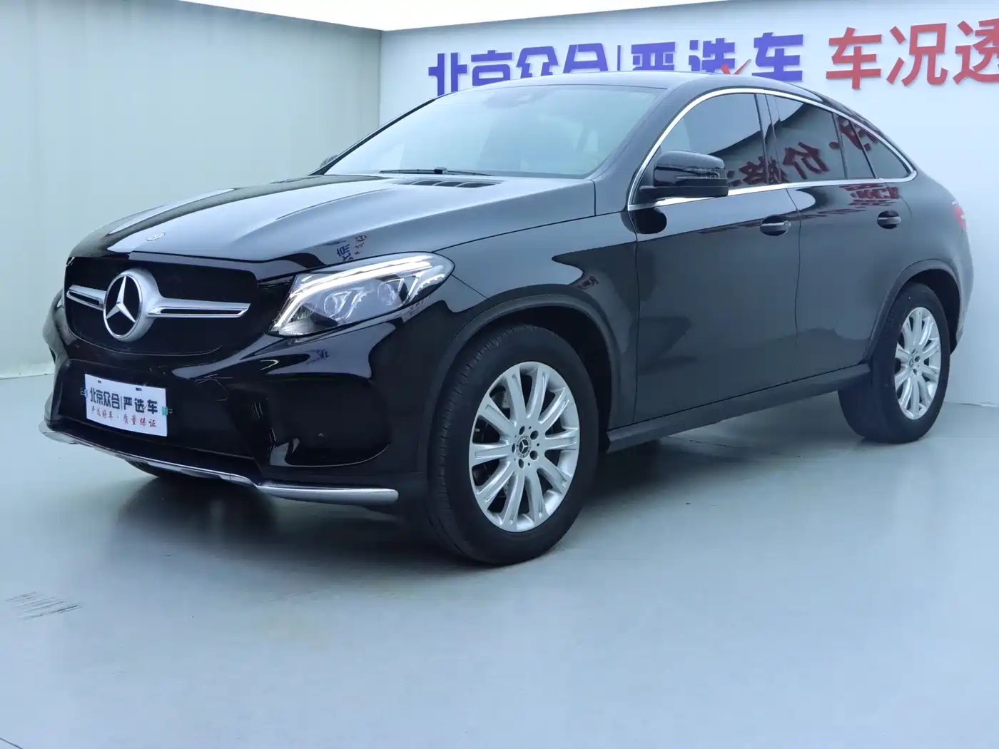 Mercedes-Benz GLE Coupe 2017 GLE 320 4MATIC Coupe SUV